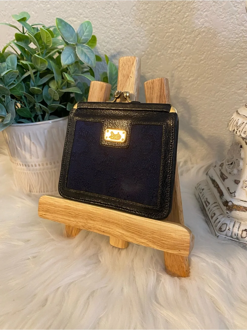 Celine Navy and Black Vintage Kiss-Lock Coin pouch or wallet